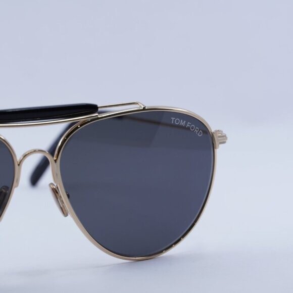 🕶️ New Tom Ford Raphael-02 FT0995 28A Sunglasses - Gold Frame, Smoke Lenses - Picture 7 of 10
